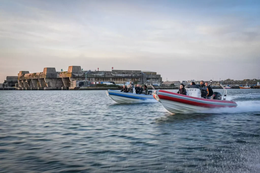La base des sous-marins de Lorient en Bretagne